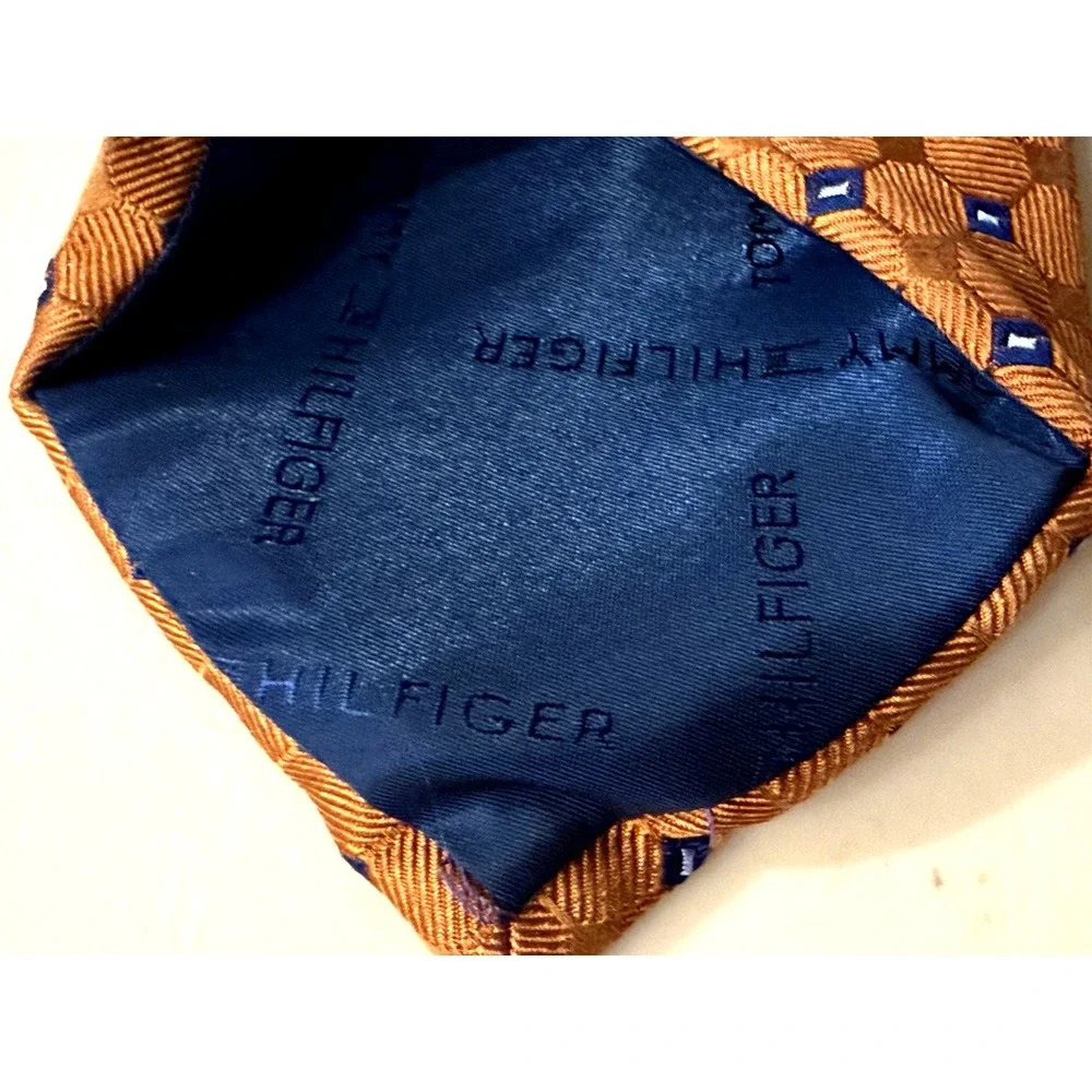 Tommy‎ Hilfiger Neck Tie Micro Pattern in Orange / Navy Blue